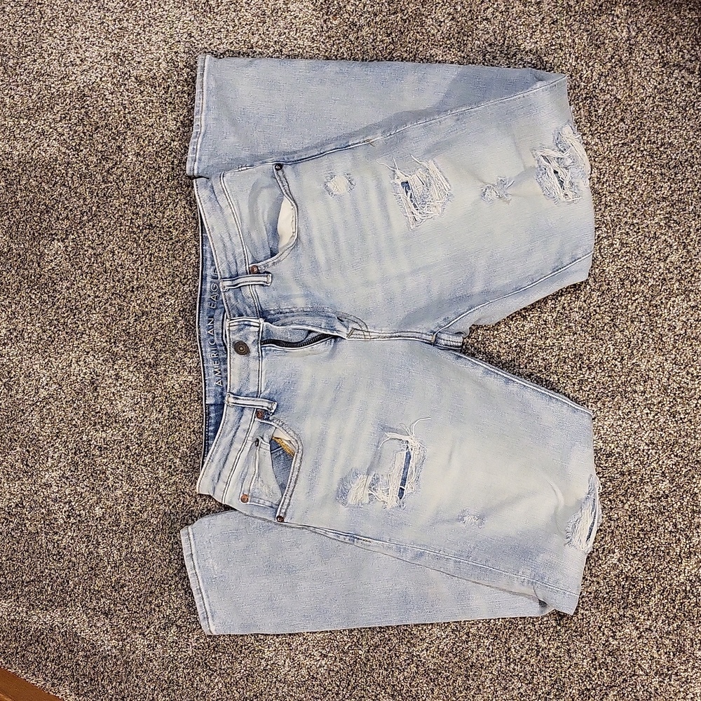 AEO Men's Distressed Jeans